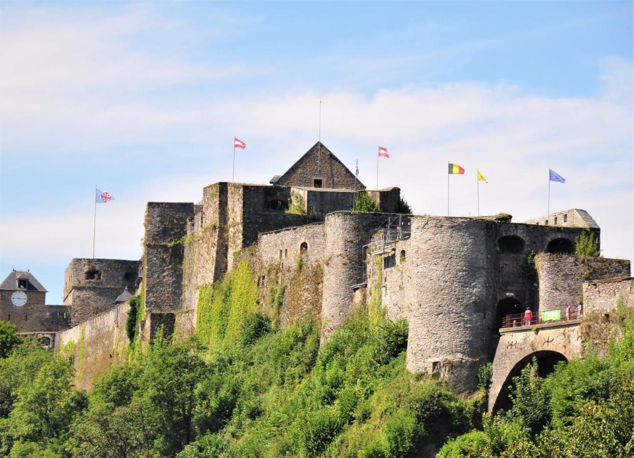 Gite De Groupe De La Semois Alle Exteriör bild